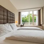 Pakat Residences