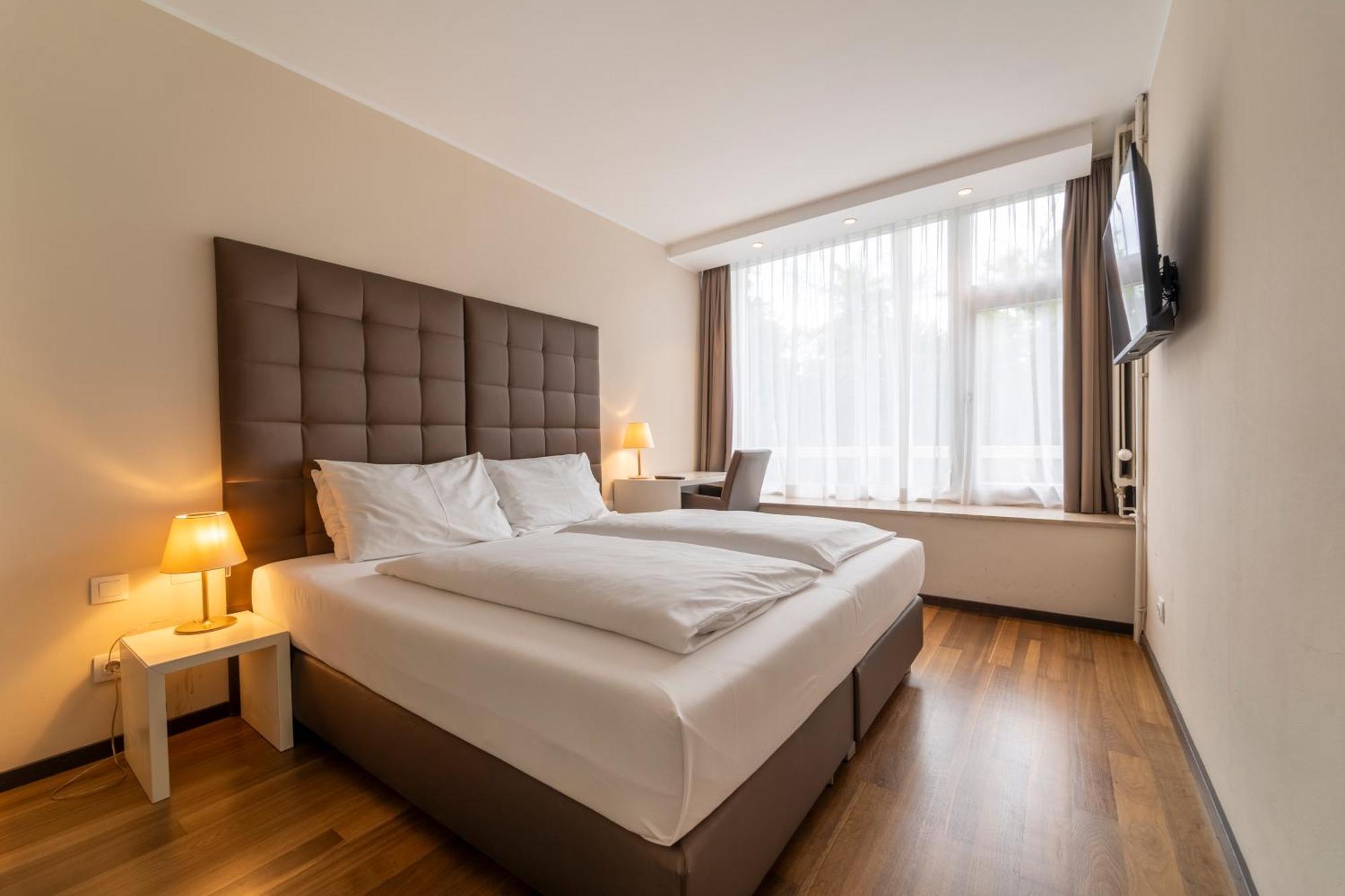 Pakat Residences Apartment
